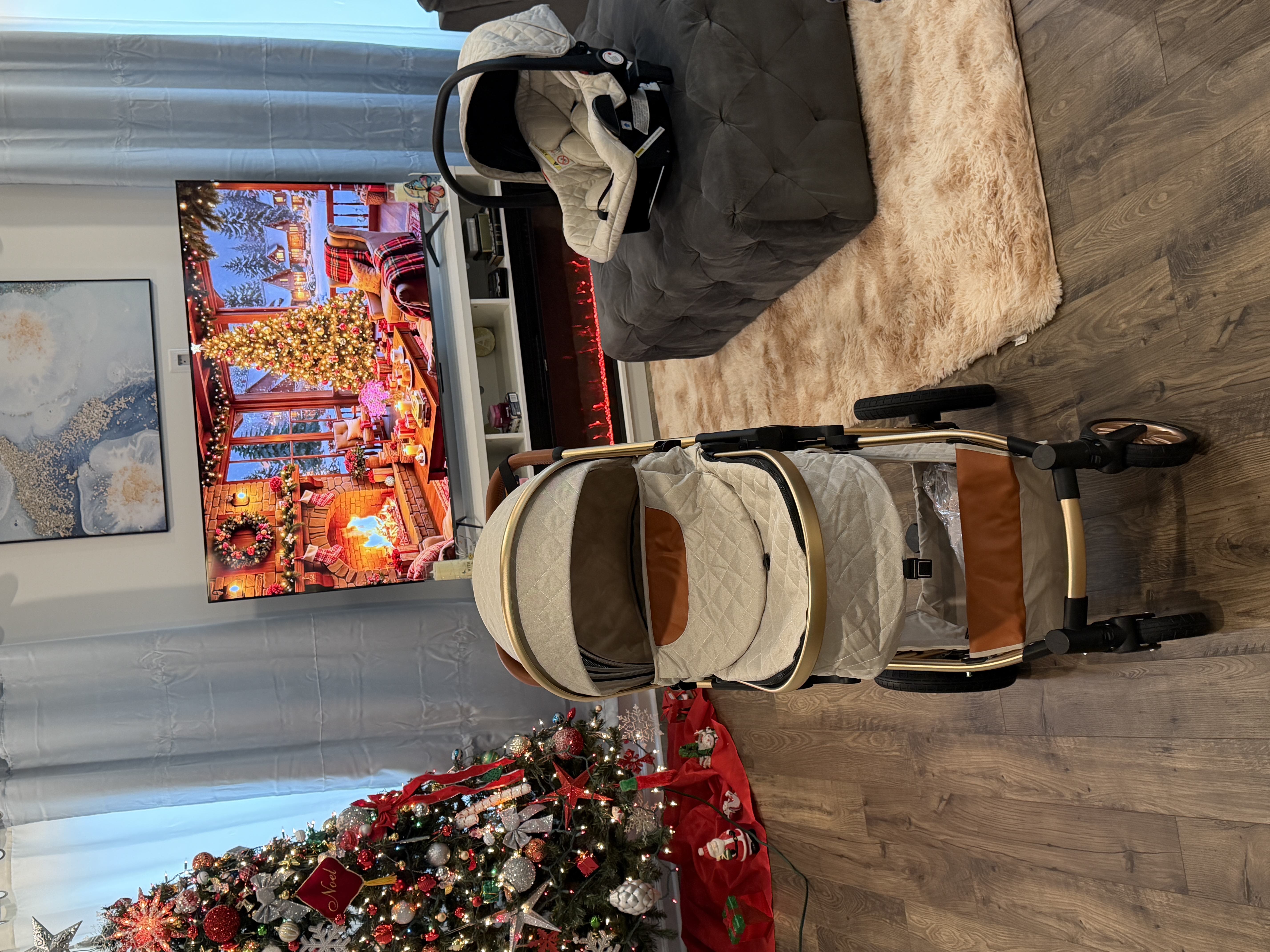 I love the quality of the stroller , easier to move around with and I love that’s it’s a 3 in one saved me a lot of money from buying a new one for when my baby gets bigger. 